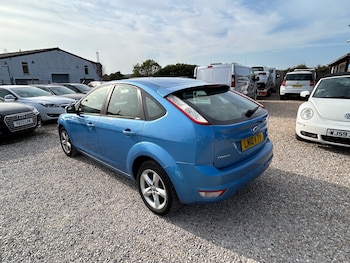 Used Ford Focus 2010 for sale - 75655735: Photo