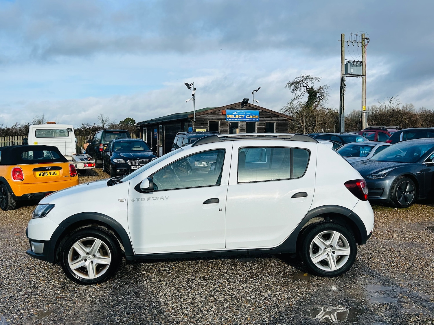 Used Dacia Sandero Stepway 2015 for sale - 77158049: Photo 6
