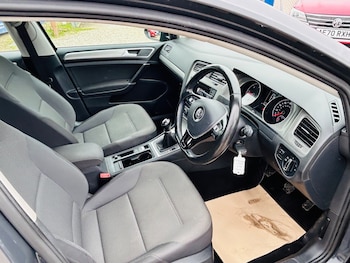 Used Volkswagen Golf 2015 for sale - 77791718: Photo