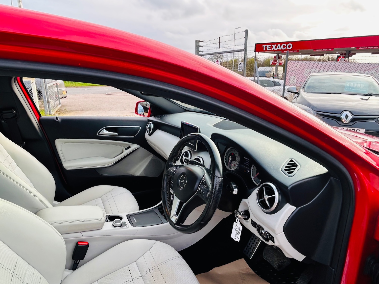 Used Mercedes-Benz A-Class 2015 for sale - 78049859: Photo 3