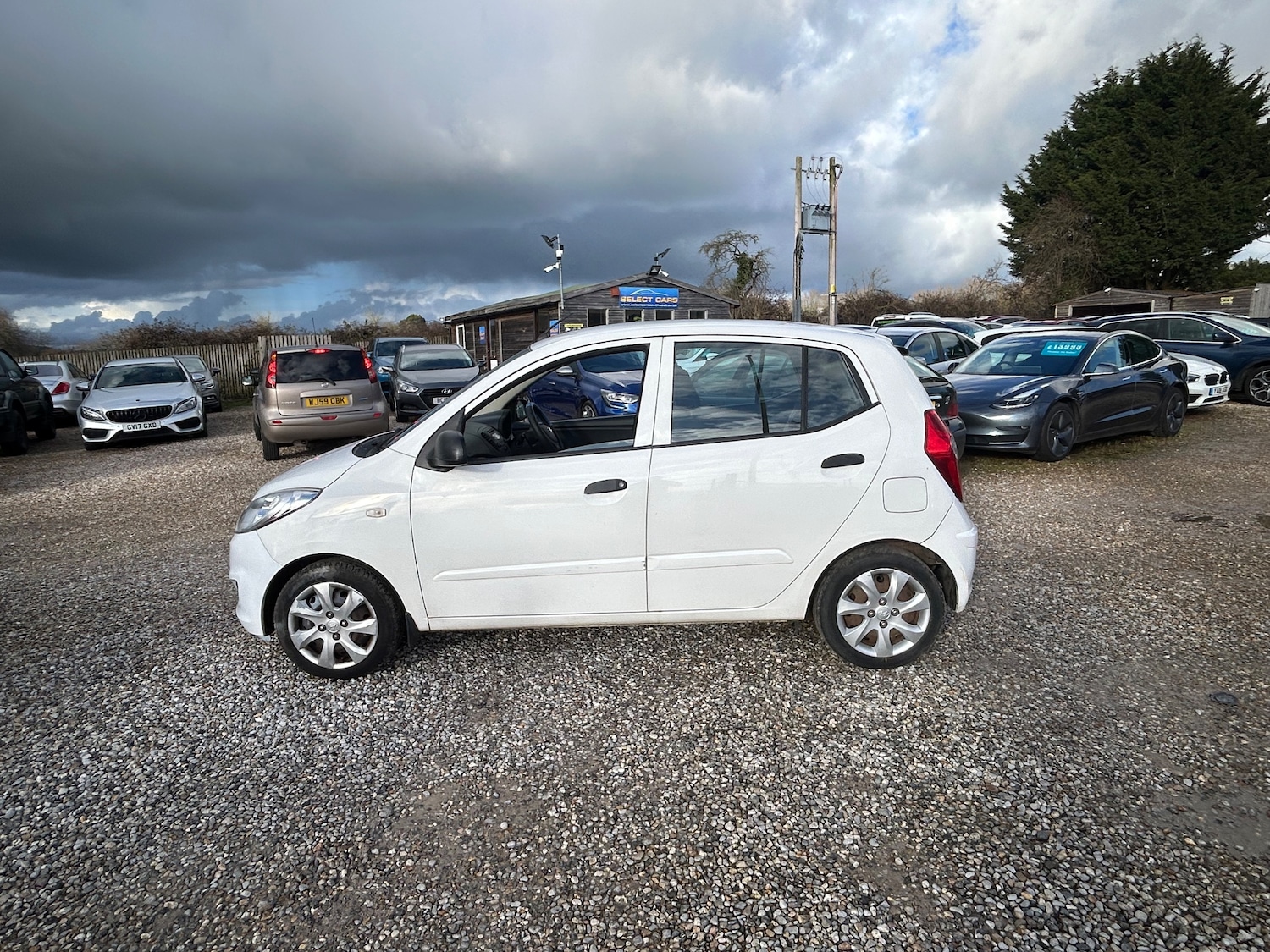 Used Hyundai i10 2013 for sale - 77555409: Photo 5