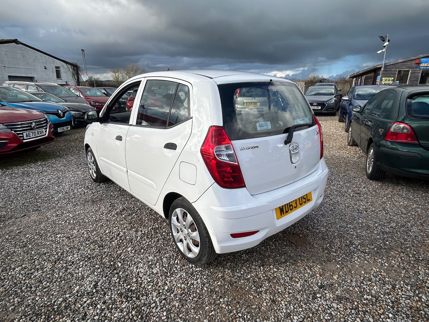 Used Hyundai i10 2013 for sale - 77555409: Photo 6