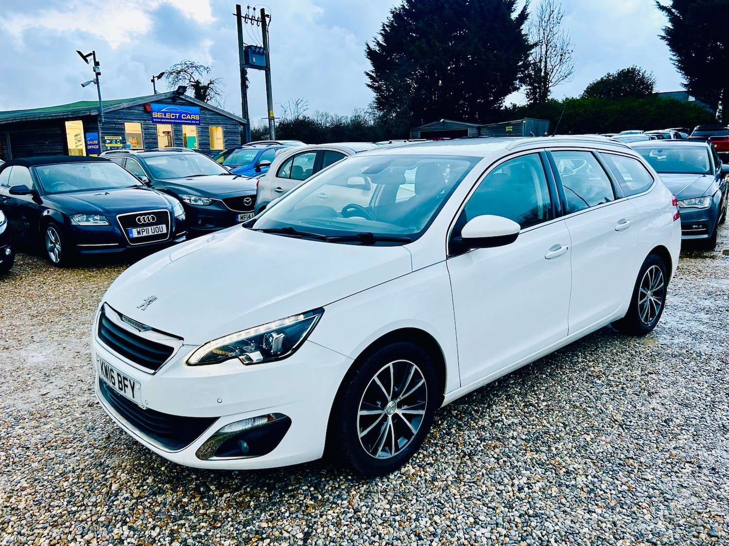 Used Peugeot 308 2016 for sale - 77232341: Photo 5