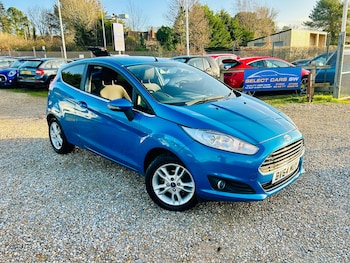 2015 (64) - 1.25 Zetec Hatchback 3dr Petrol Manual Euro 5 (82 ps)
