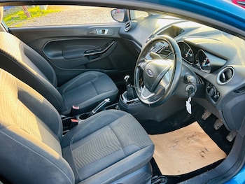 Used Ford Fiesta 2015 for sale - 76905170: Photo