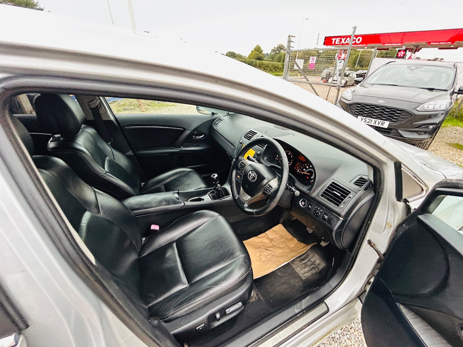 Used Toyota Avensis 2010 for sale - 76155460: Photo 4