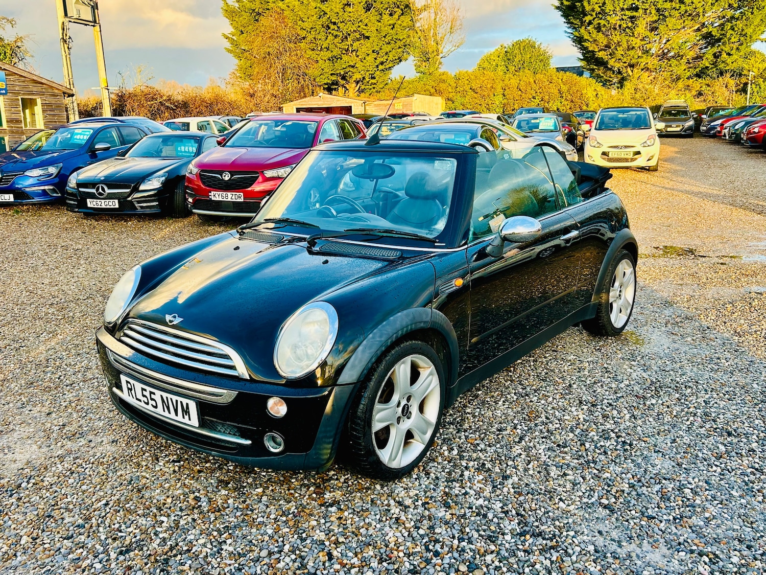 Used MINI Convertible 2005 for sale - 77552493: Photo 4