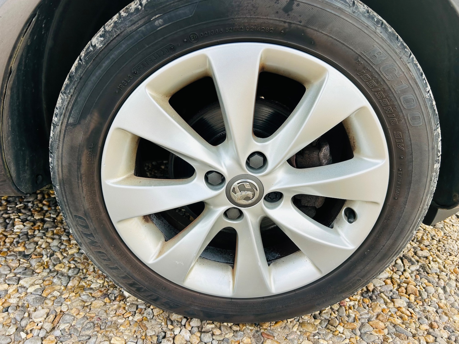 Used Vauxhall Corsa 2012 for sale - 77158059: Photo 3