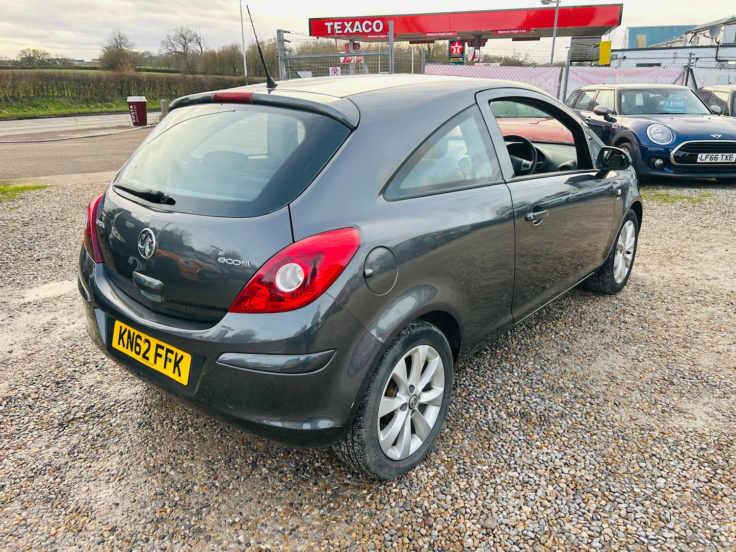 Used Vauxhall Corsa 2012 for sale - 77158059: Photo 9