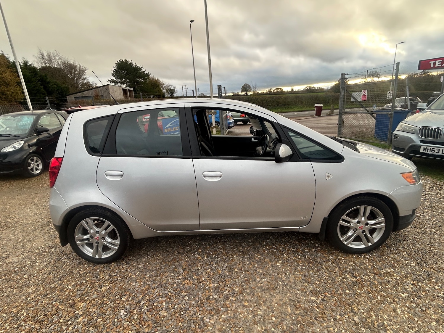 Used Mitsubishi Colt 2010 for sale - 76745477: Photo 9