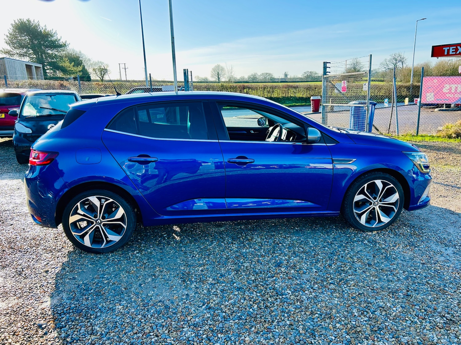 Used Renault Megane 2019 for sale - 77164236: Photo 10