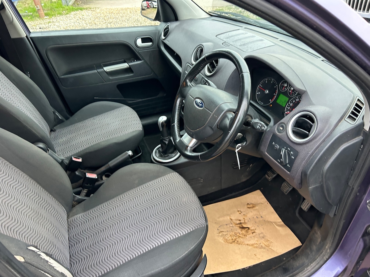 Used Ford Fusion 2006 for sale - 76719607: Photo 2