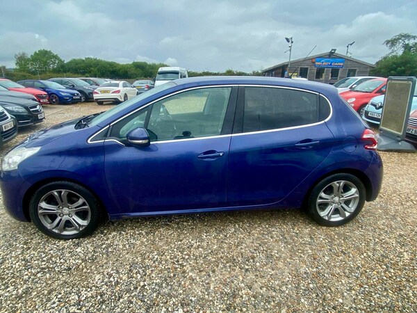 Used Peugeot 208 2014 for sale - 75567842: Photo 5