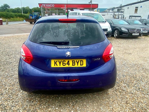 Used Peugeot 208 2014 for sale - 75567842: Photo 8