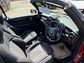 Used MINI Convertible 2018 for sale - 79390244: Photo