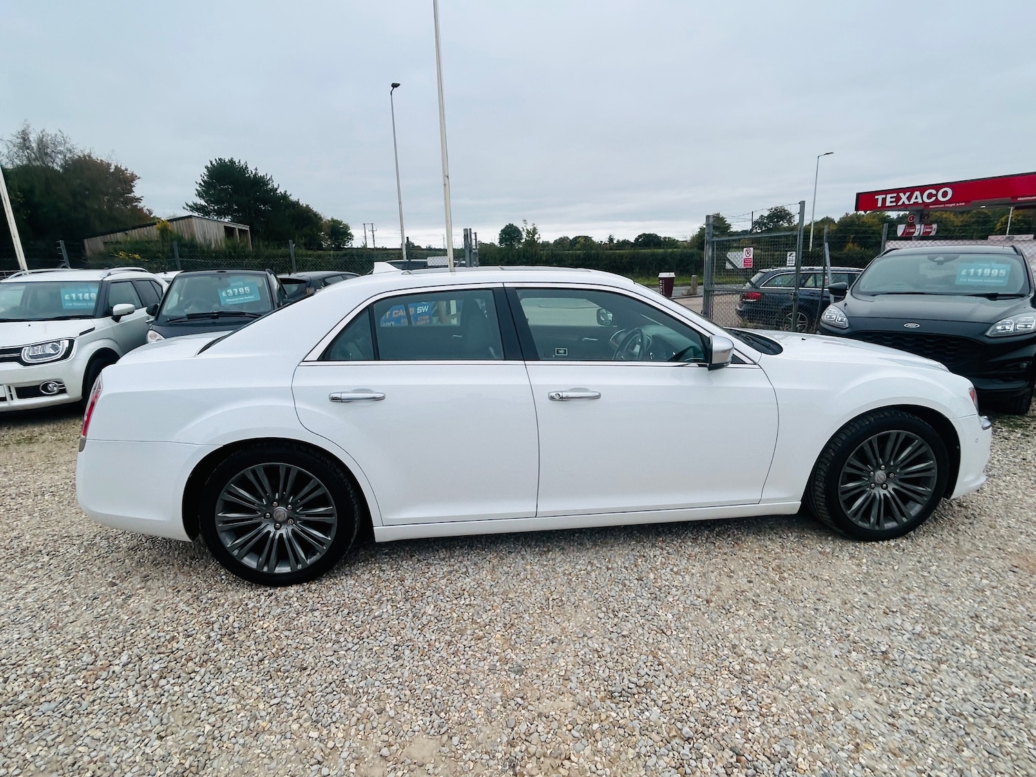 Used Chrysler 300C 2012 for sale - 76298090: Photo 10