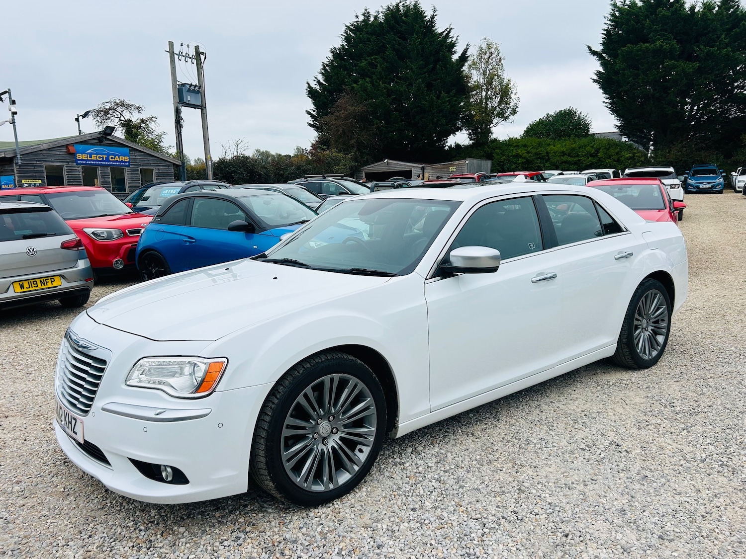 Used Chrysler 300C 2012 for sale - 76298090: Photo 5