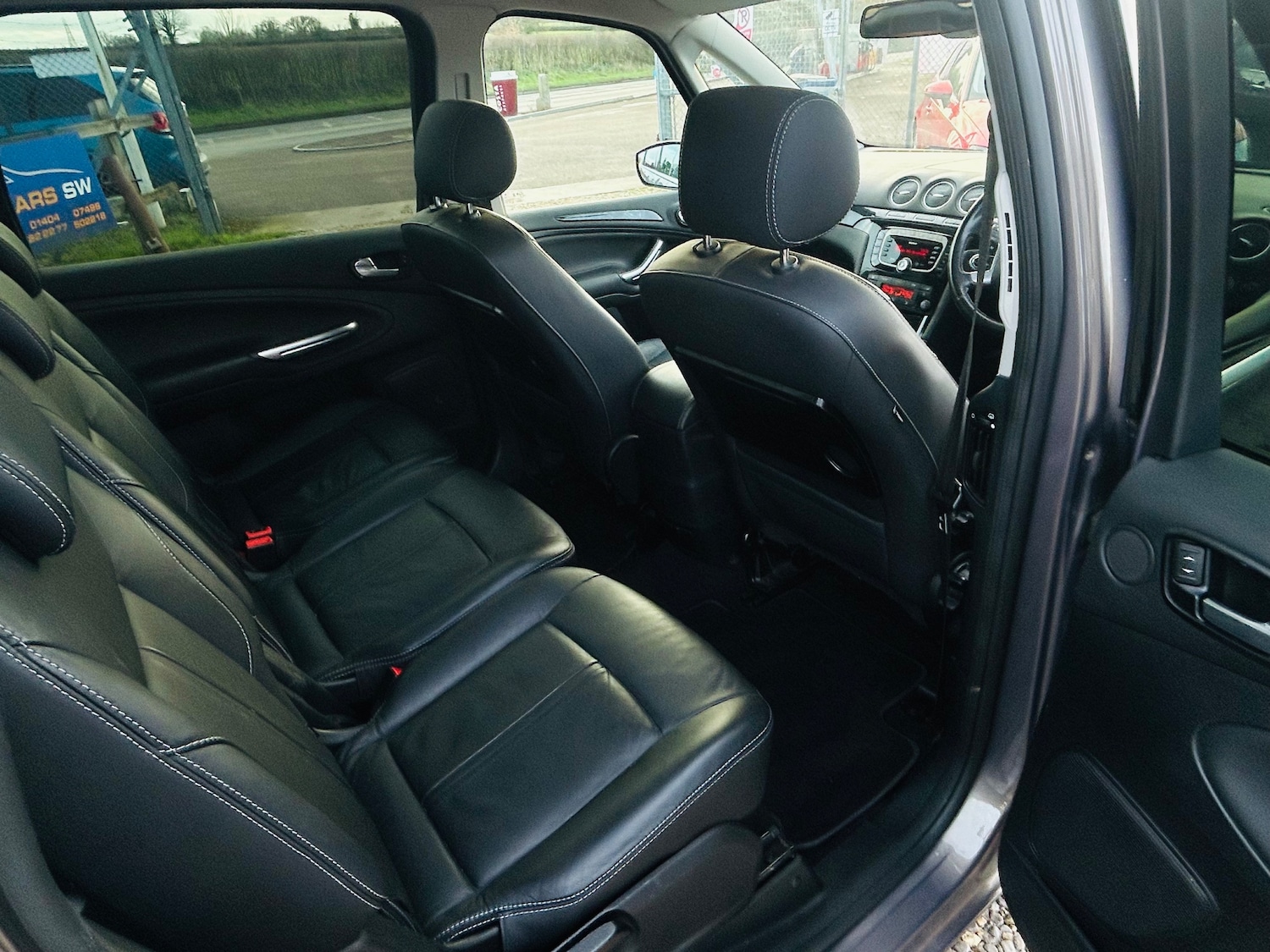 Used Ford Galaxy 2012 for sale - 77145898: Photo 12