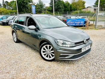 Volkswagen - Golf