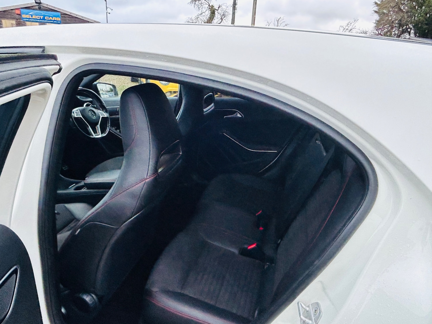 Used Mercedes-Benz A-Class 2015 for sale - 77307743: Photo 12