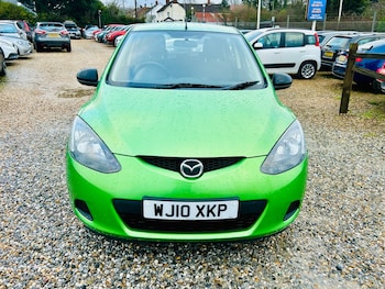 Used Mazda Mazda2 2010 for sale - 77389101: Photo