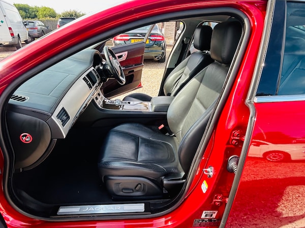 Used Jaguar XF 2015 for sale - 75015523: Photo 12