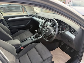 Used Volkswagen Passat 2015 for sale - 79397369: Photo