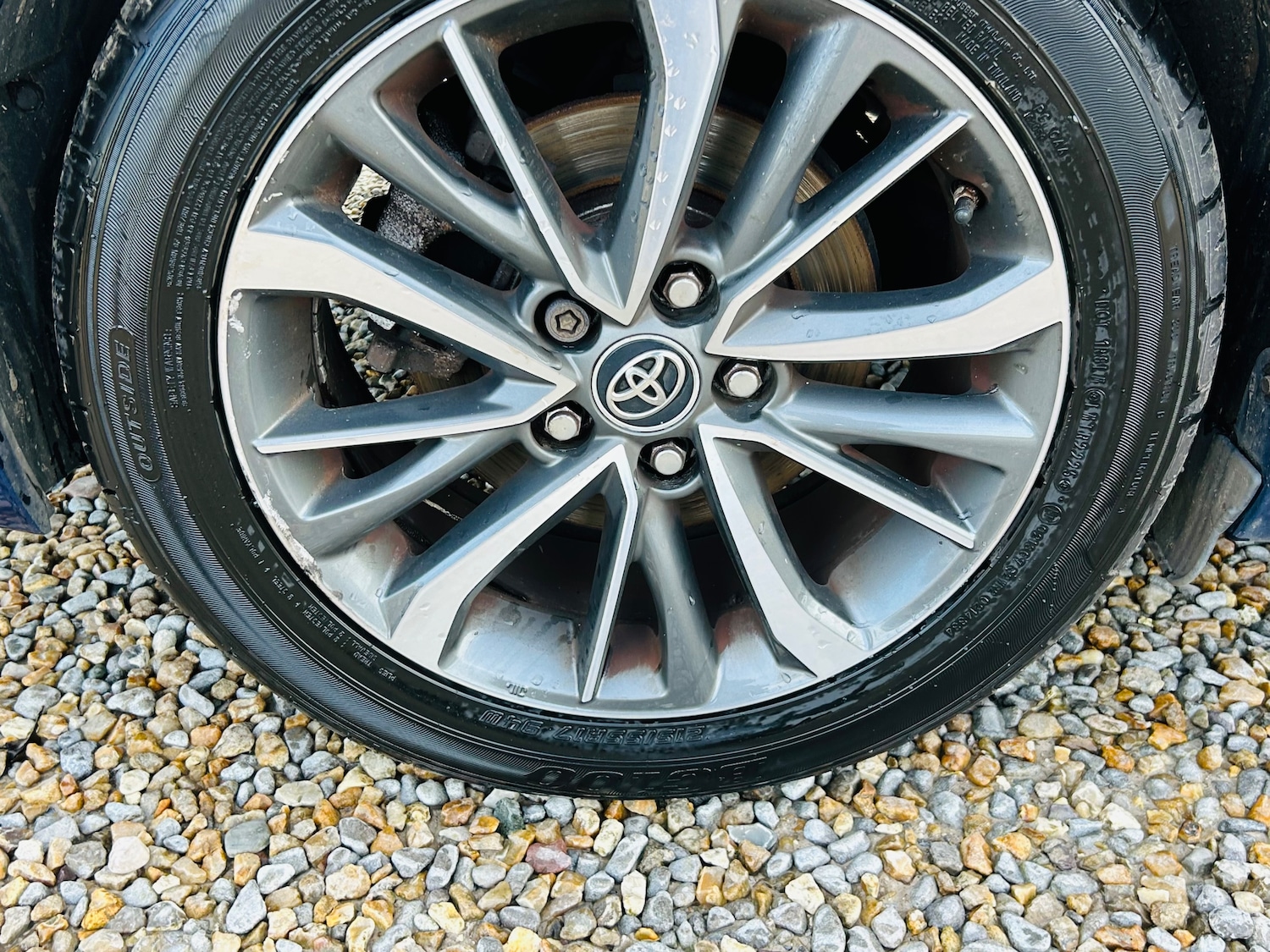 Used Toyota Avensis 2016 for sale - 76966899: Photo 2