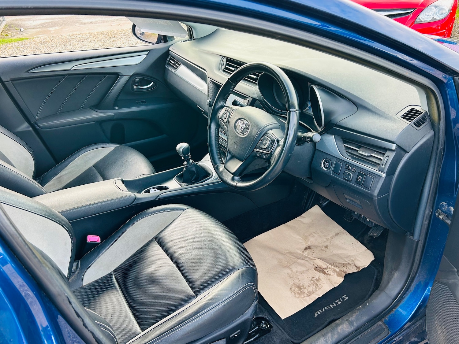 Used Toyota Avensis 2016 for sale - 76966899: Photo 3