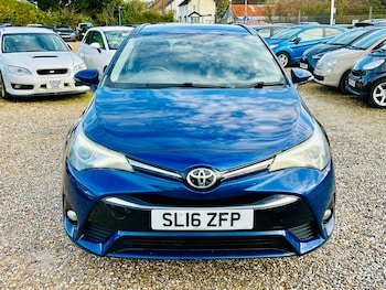 Used Toyota Avensis 2016 for sale - 76966899: Photo