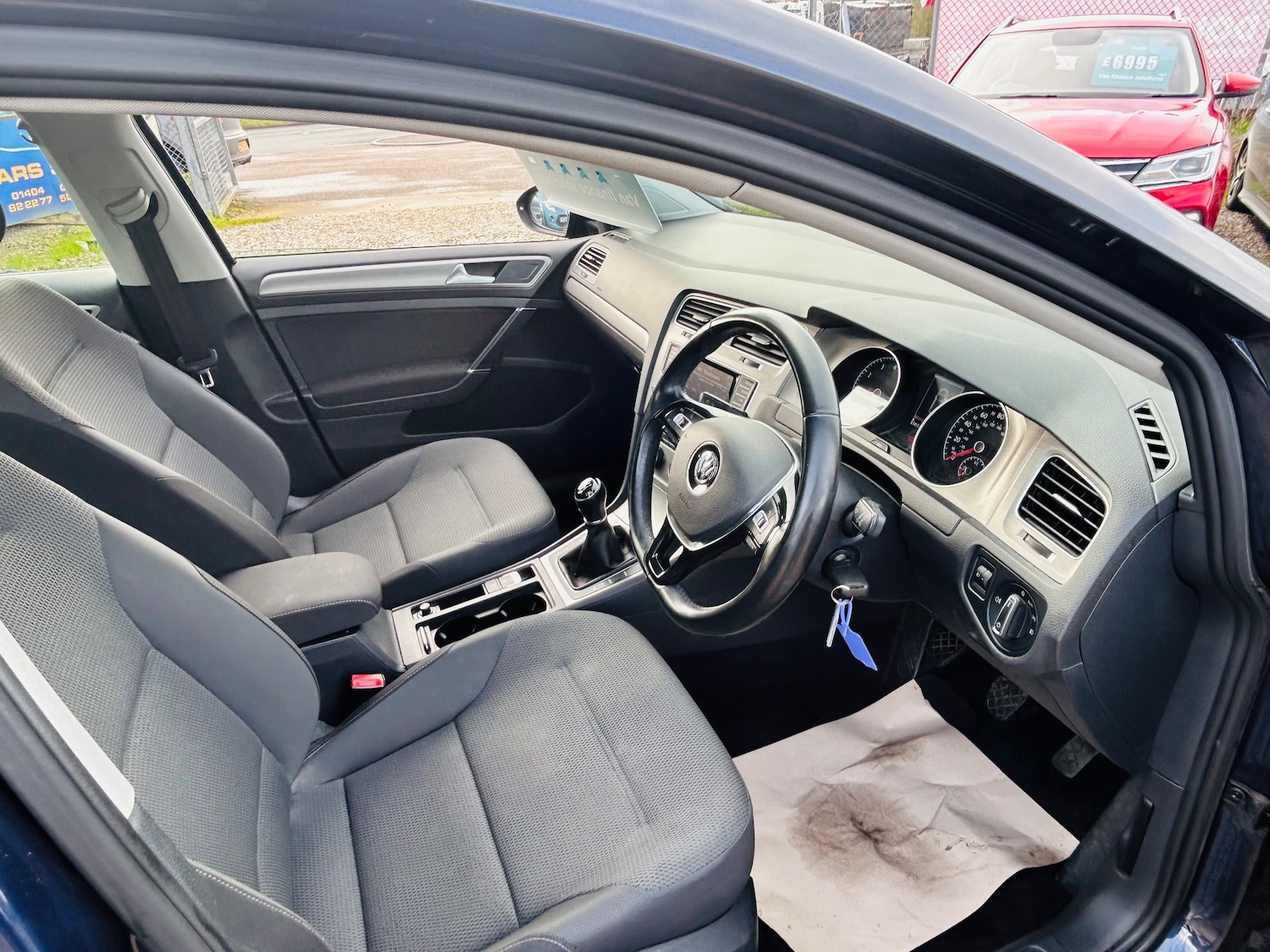 Used Volkswagen Golf 2014 for sale - 77631325: Photo 3