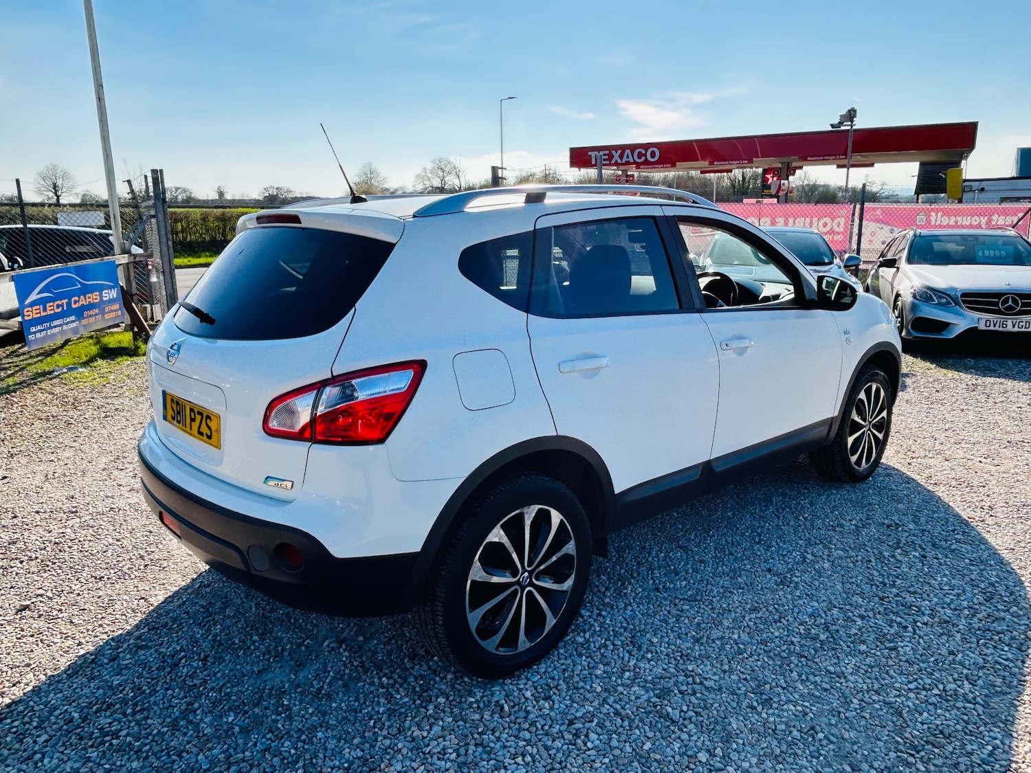 Used Nissan Qashqai 2011 for sale - 77979098: Photo 8
