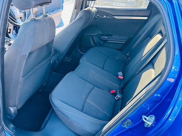 Used Honda Civic 2018 for sale - 72394157: Photo 12