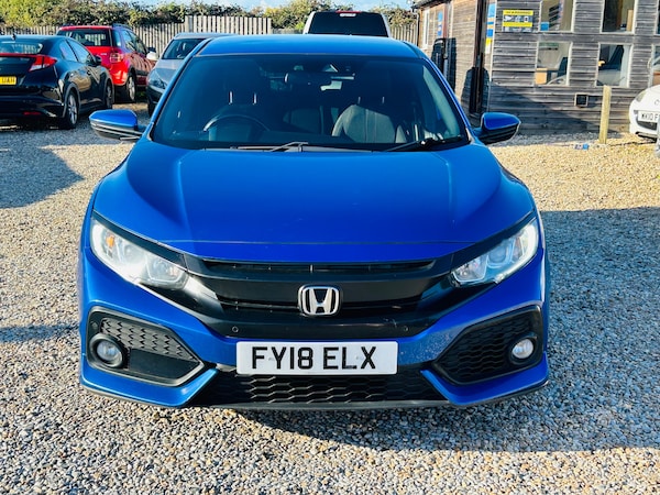 Used Honda Civic 2018 for sale - 72394157: Photo 2