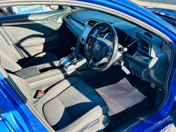 Used Honda Civic 2018 for sale - 72394157: Photo 4
