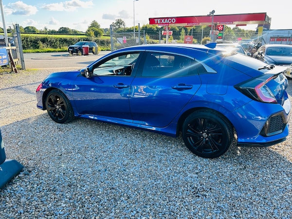 Used Honda Civic 2018 for sale - 72394157: Photo 7