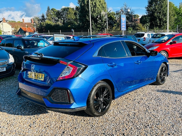 Used Honda Civic 2018 for sale - 72394157: Photo 9