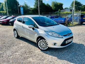 2009 (09) - 1.4 TDCi Titanium Hatchback 3dr Diesel Manual (110 g/km 67 bhp)