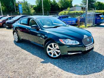 2009 (59) - 3.0d V6 Luxury Saloon 4dr Diesel Auto Euro 5 (240 ps)