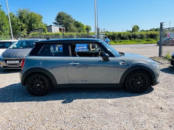 Used MINI Hatch 2018 for sale - 74752940: Photo 10