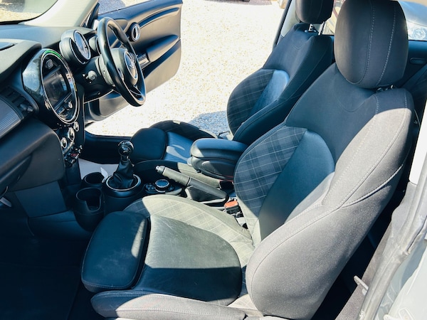 Used MINI Hatch 2018 for sale - 74752940: Photo 13