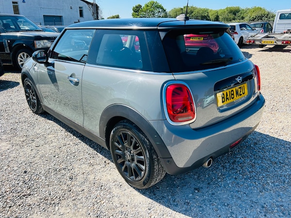 Used MINI Hatch 2018 for sale - 74752940: Photo 7