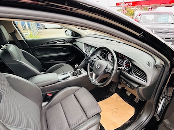 Used Vauxhall Insignia 2019 for sale - 76316062: Photo 2