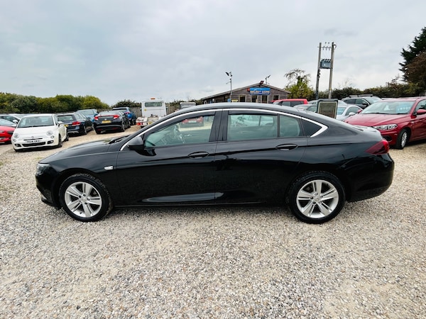 Used Vauxhall Insignia 2019 for sale - 76316062: Photo 6