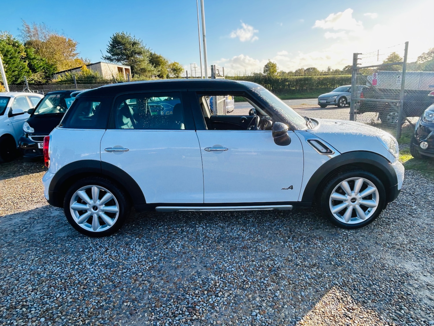 Used MINI Countryman 2016 for sale - 76373340: Photo 10