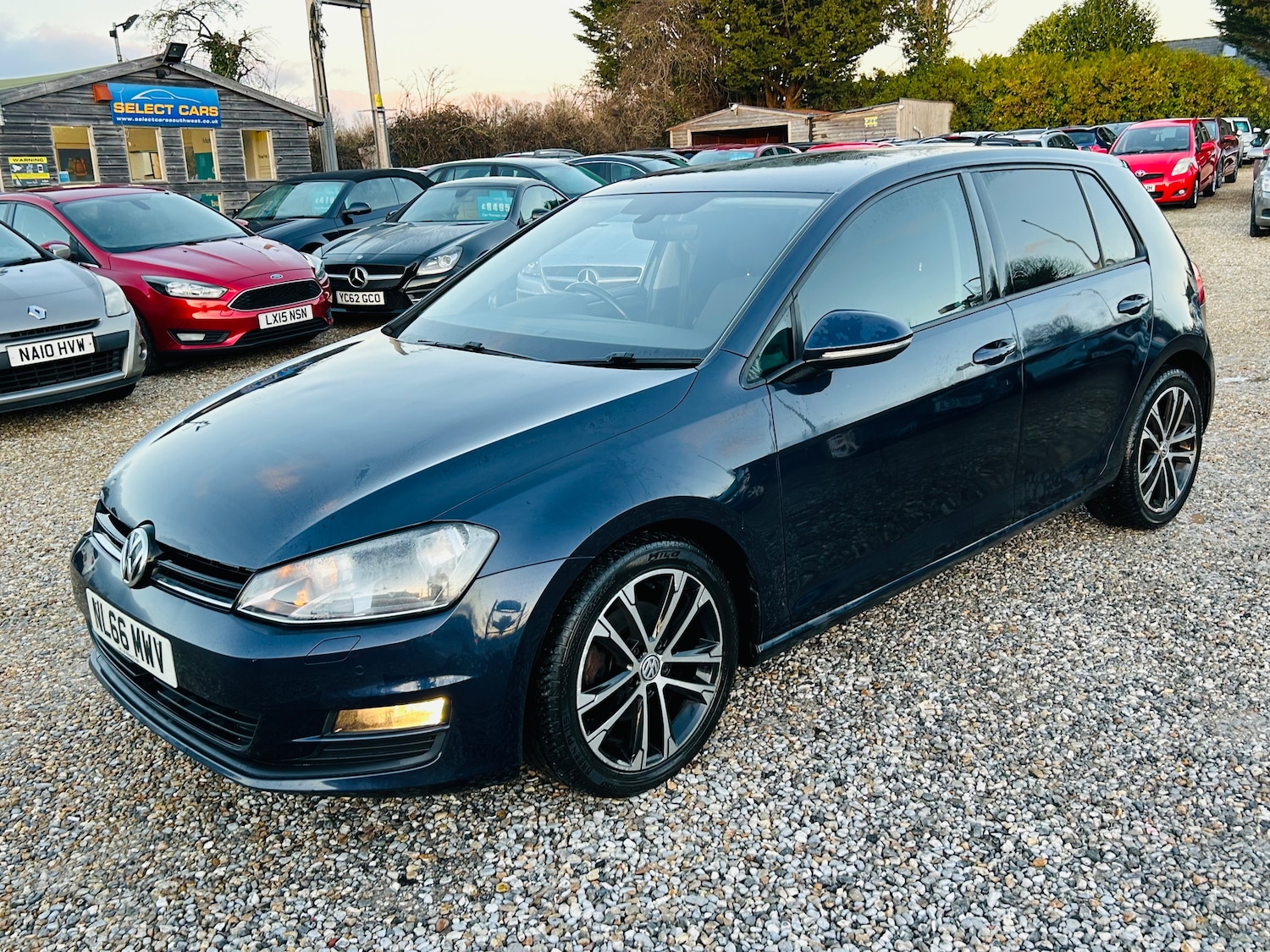 Used Volkswagen Golf 2016 for sale - 77010589: Photo 5