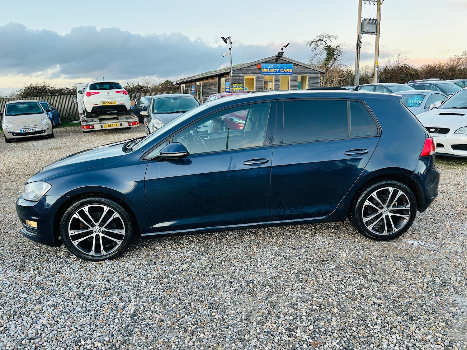 Used Volkswagen Golf 2016 for sale - 77010589: Photo 6