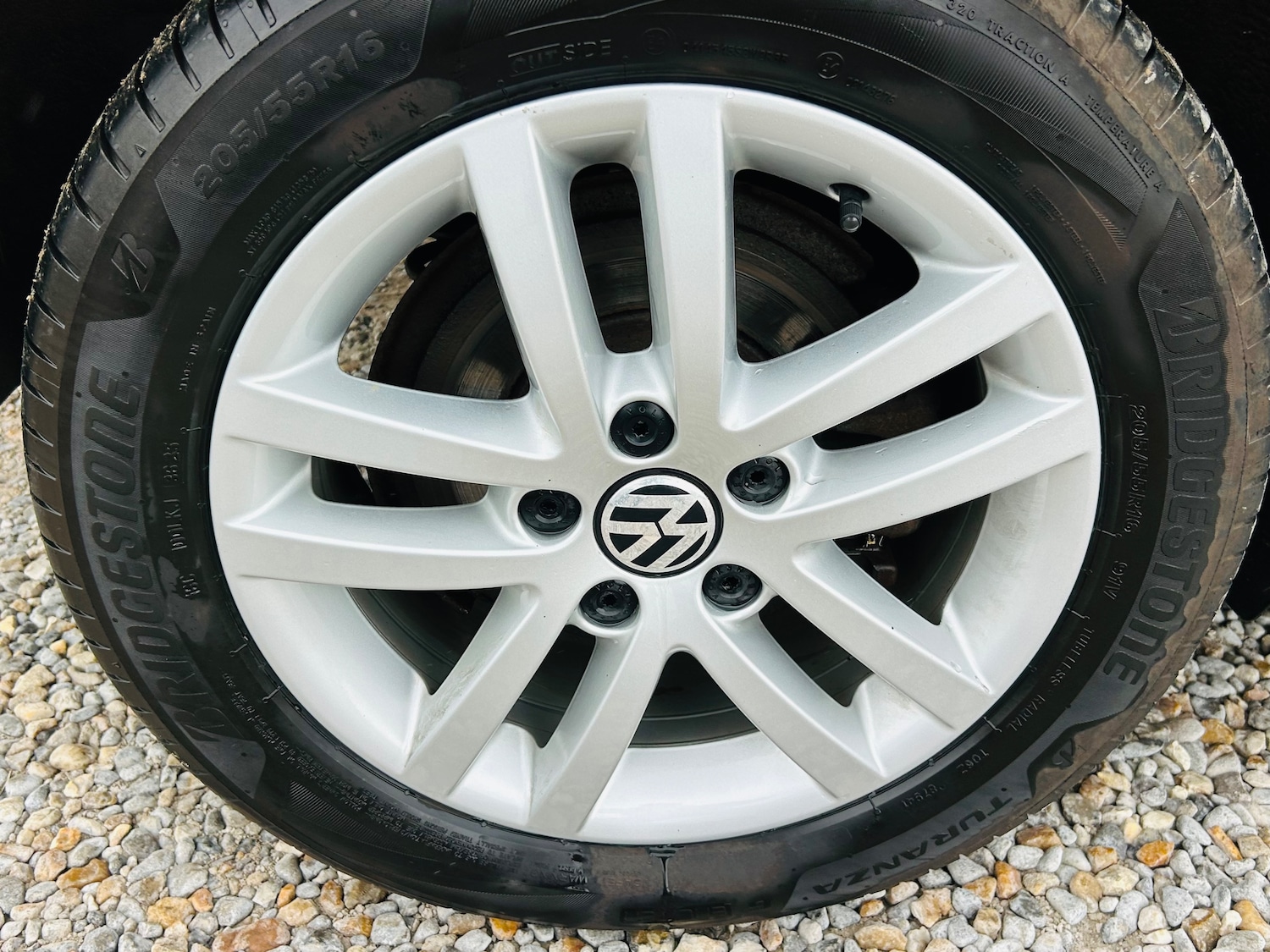 Used Volkswagen Touran 2014 for sale - 78049860: Photo 2