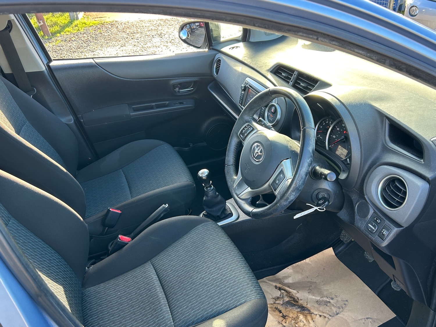 Used Toyota Yaris 2012 for sale - 76635931: Photo 3