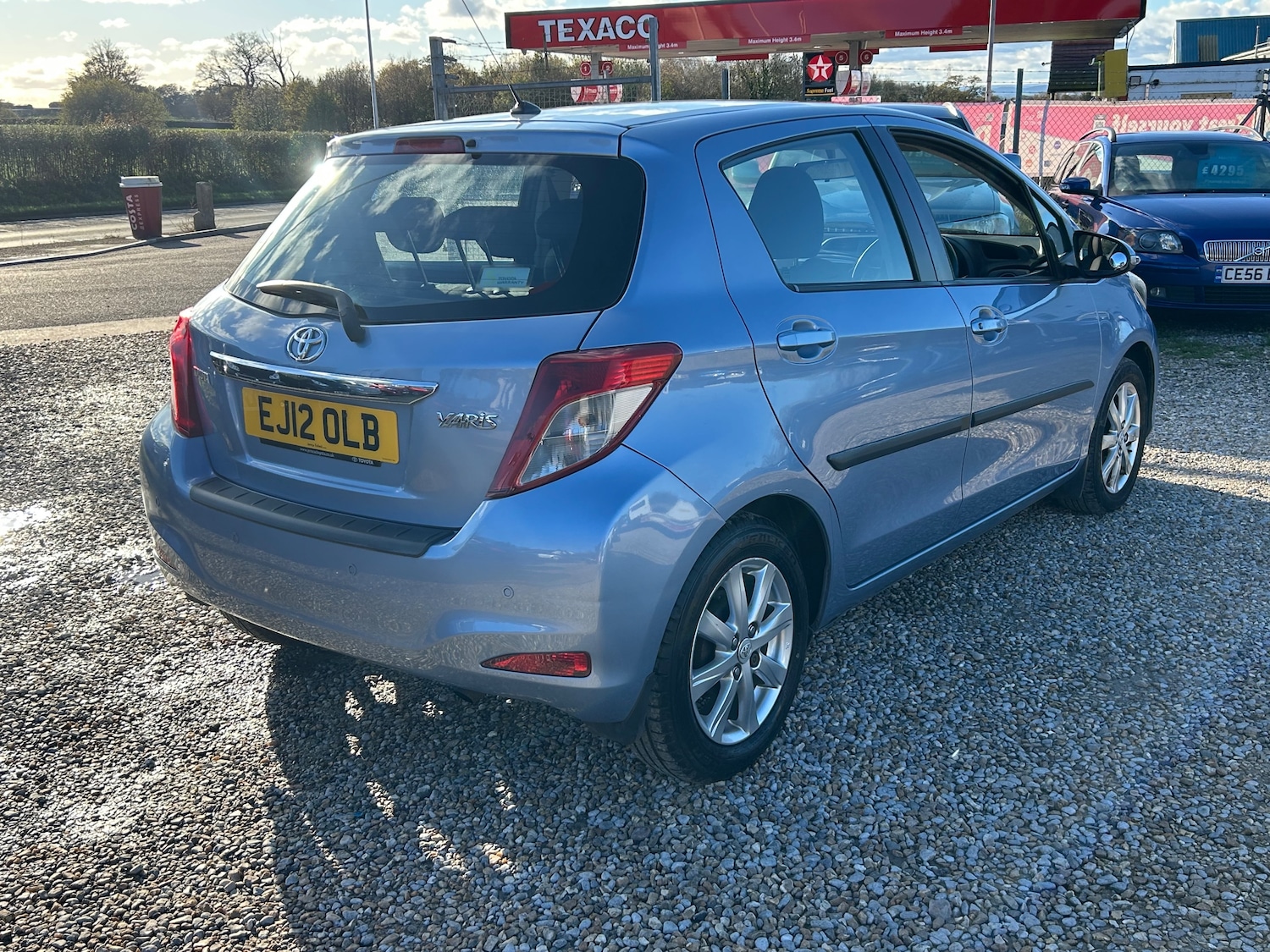 Used Toyota Yaris 2012 for sale - 76635931: Photo 9